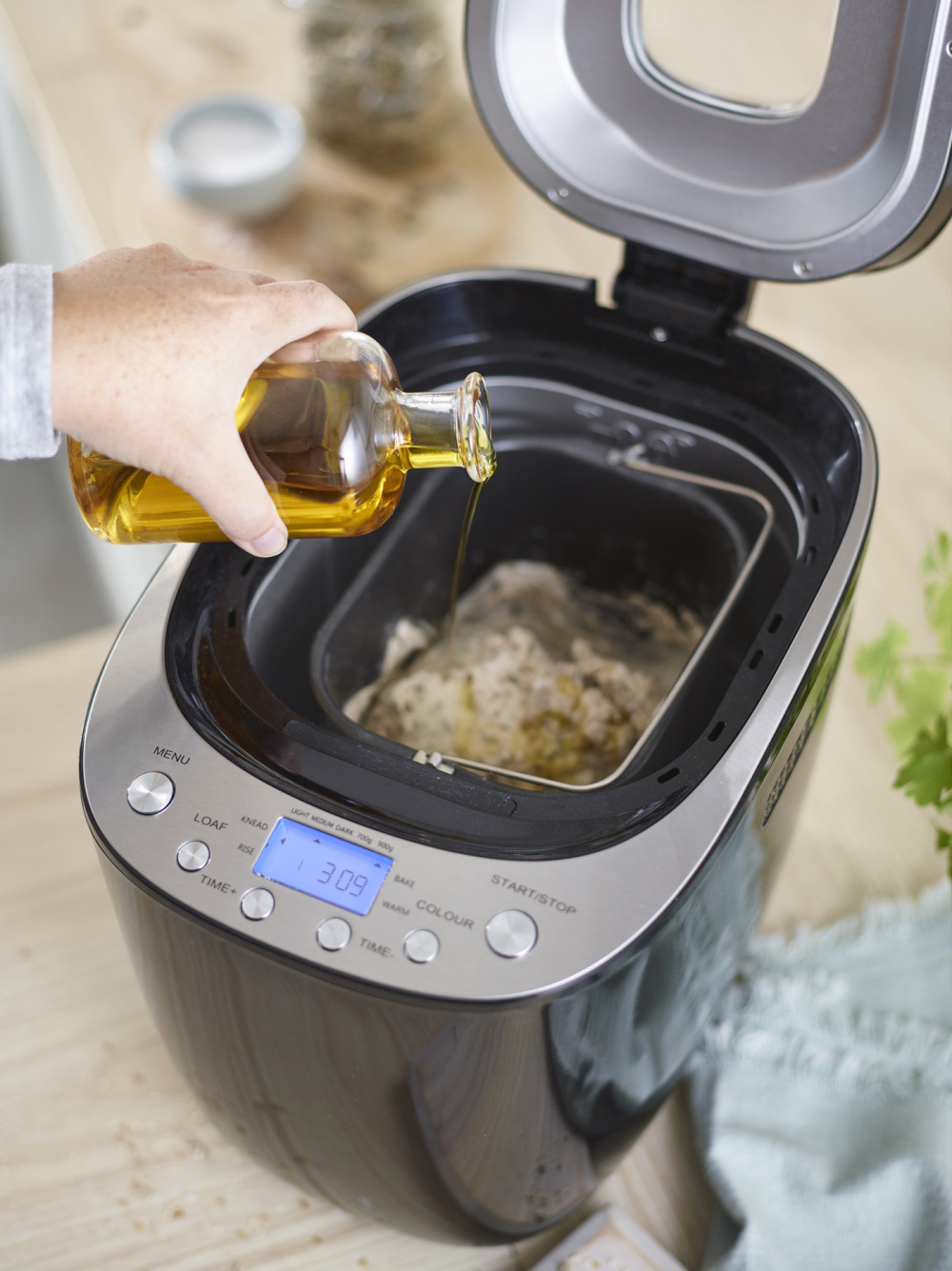 Quiet Mark Lakeland Digital Bread Maker